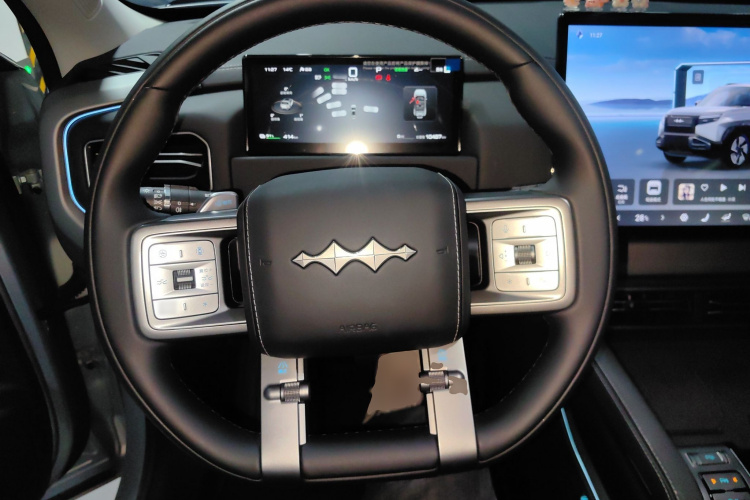 FangChengBao Tiger 3 2025 #11 FangChengBao Tiger 3 2025 car image #11