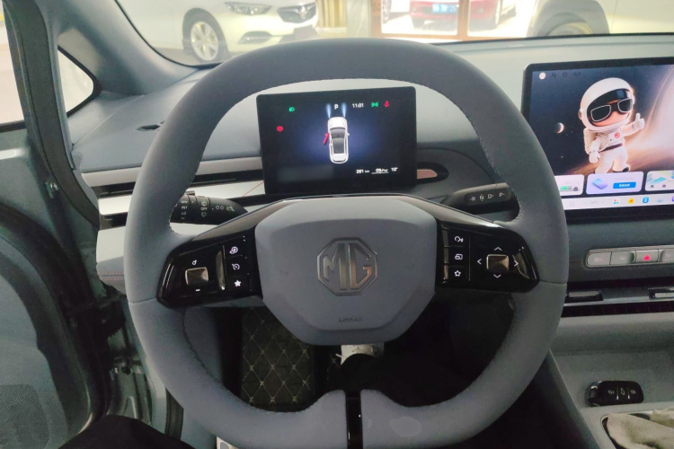 MG 4 EV 2025 immagine di auto #11