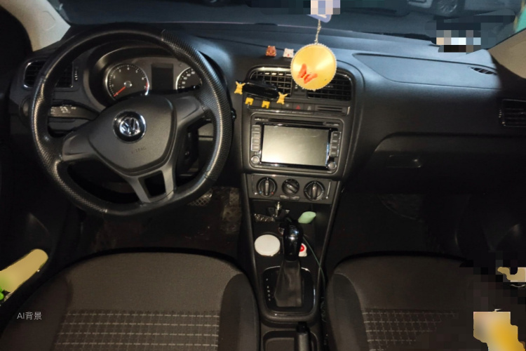 Polo 2015 car image #11