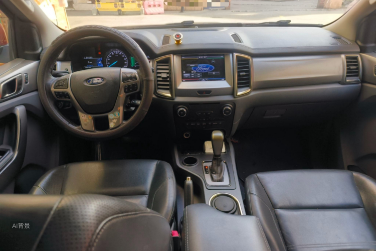 Ford Everest 2016 immagine di auto #11