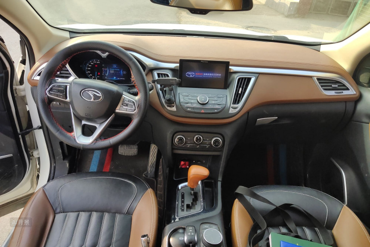 Soueast DX7 2017 #11 Soueast DX7 2017 car image #11