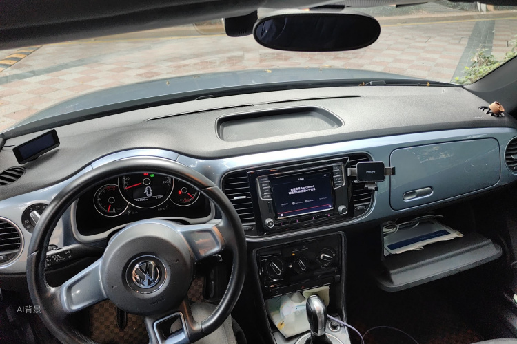 Volkswagen Beetle 2018 immagine di auto #11