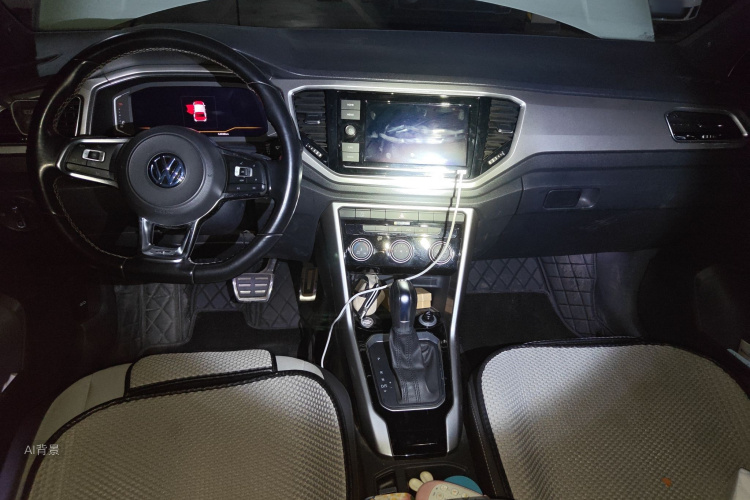 T-Roc 2020 #11 T-Roc 2020 car image #11
