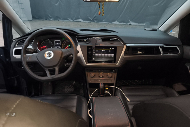 Volkswagen Touran 2020 #11 Volkswagen Touran 2020 car image #11