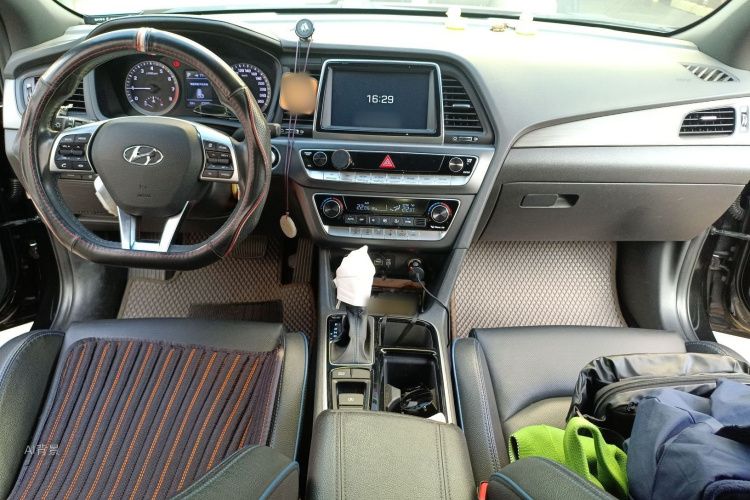 Hyundai Sonata 2018 immagine di auto #11