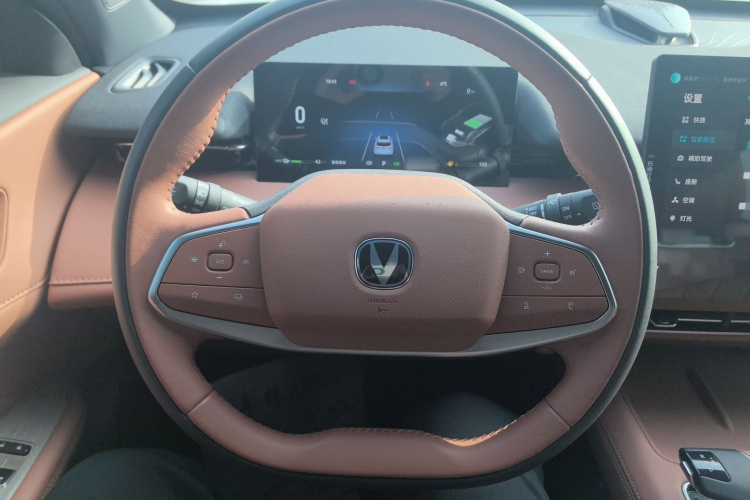 Changan UNI-Z PHEV 2024 car image #11