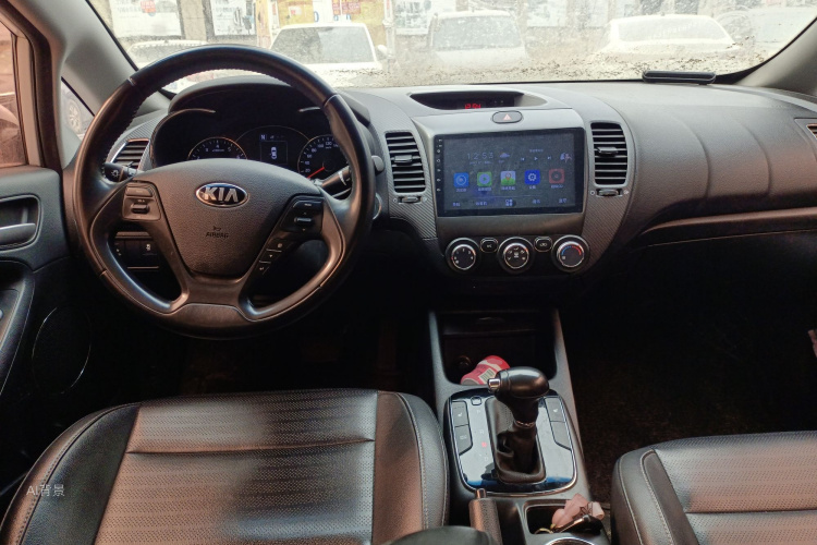 Kia K3 2018 #11 Kia K3 2018 car image #11