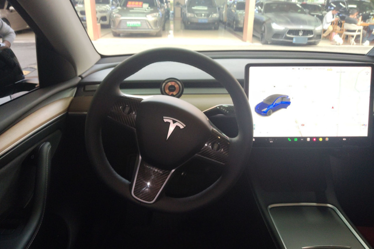Tesla Model Y 2021 #11 Tesla Model Y 2021 car image #11