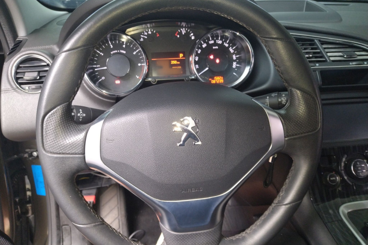 Peugeot 3008 2016 car image #11