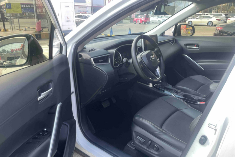 Toyota Frontlander 2022 car image #11