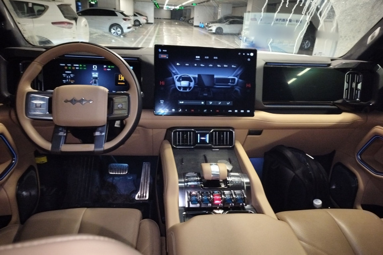 FangChengBao Leopard 8 2024 car image #11