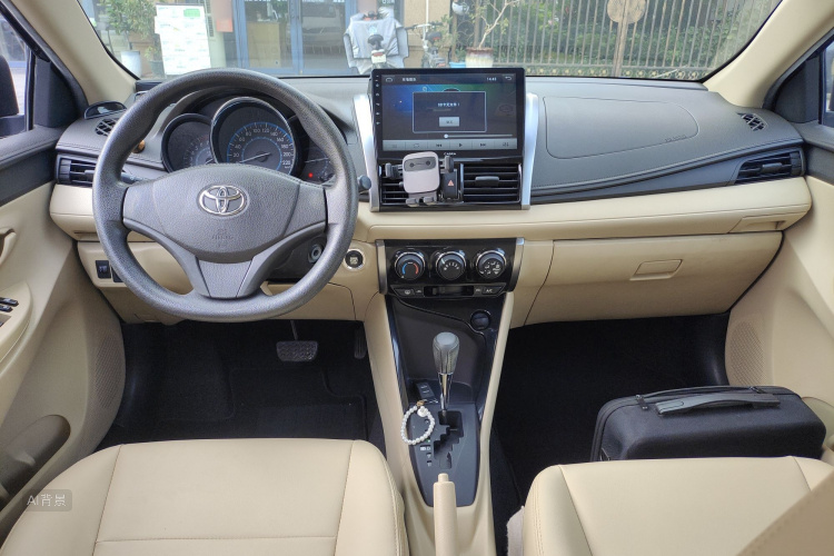 Vios 2015 car image #11