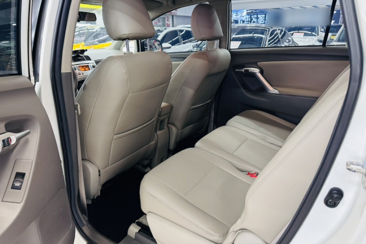 Toyota Verso 2019 #11 Toyota Verso 2019 imagen de coche #11