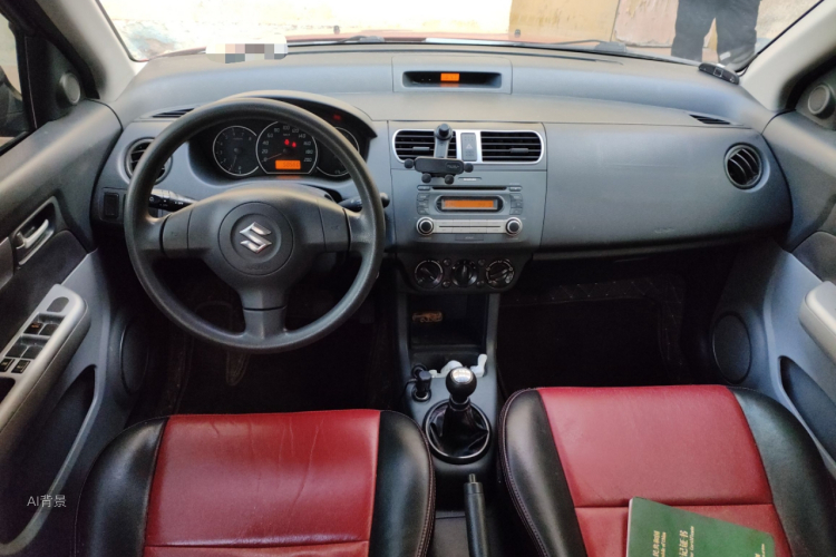 Suzuki Swift 2015 car image #11