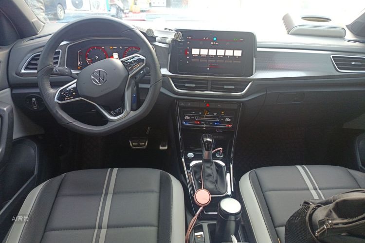T-Roc 2024 #11 T-Roc 2024 car image #11
