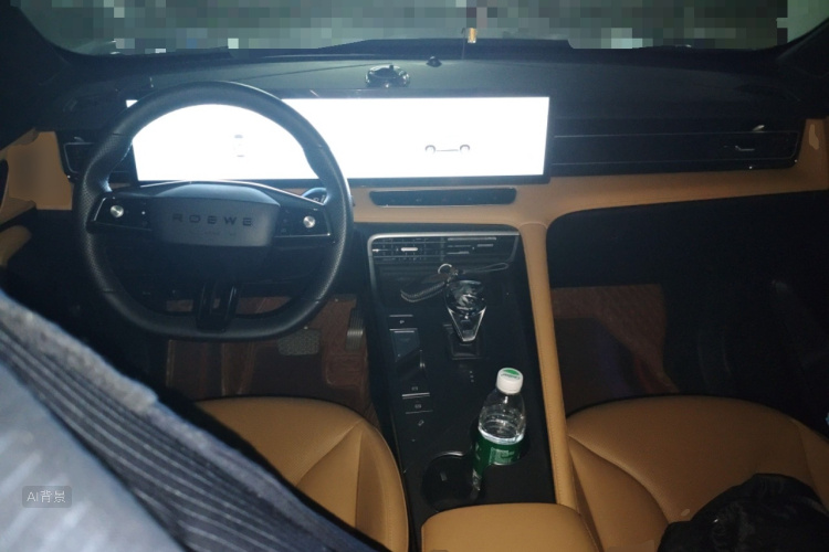 Roewe RX5 New Energy 2022 изображение автомобиля #11