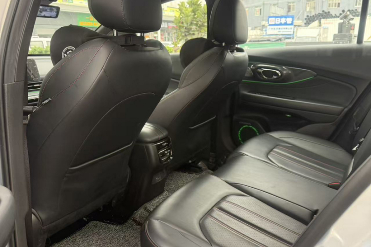 GAC Trumpchi Empow 2023 car image #11