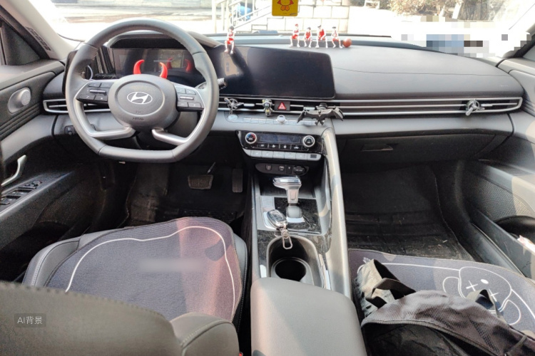 Hyundai Elantra 2023 car image #11
