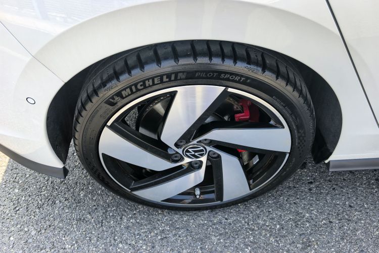 Volkswagen GolfGTI 2023 #11 Volkswagen GolfGTI 2023 car image #11