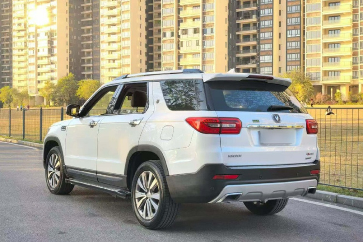 Changan CS95 2017 car image #11