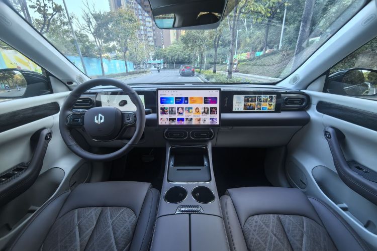 Leapmotor C11 2024 car image #11