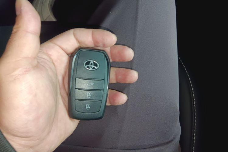 Toyota Camry 2024 #11 Toyota Camry 2024 car image #11