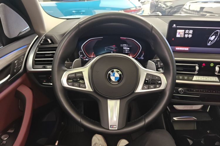 BMW X3 2022 car image #11