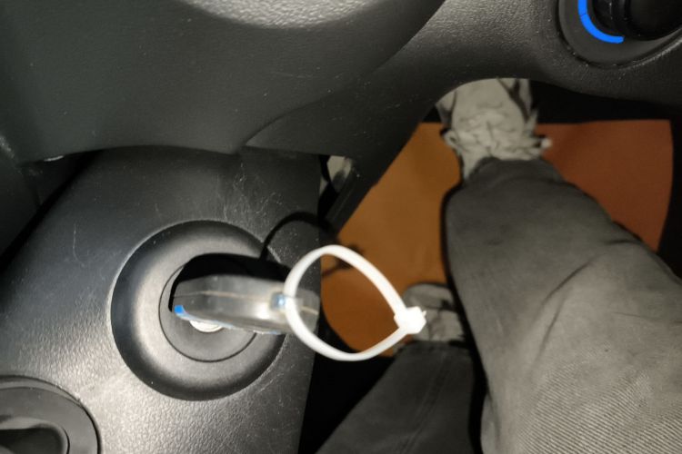 MG 3 2015 car image #11