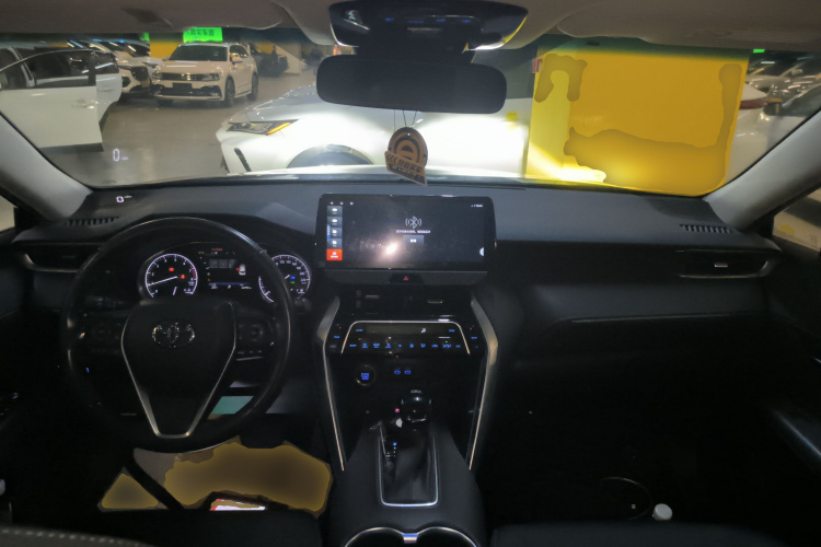 Toyota Harrier 2022 immagine di auto #11