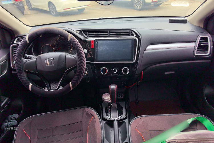 Honda Greiz 2018 صورة سيارة #11