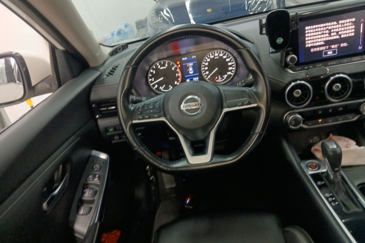Nissan Sylphy 2020 car image #11