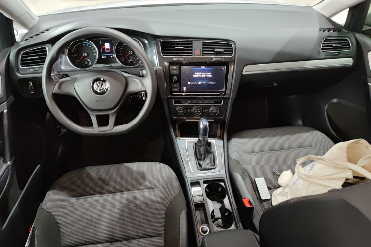 Volkswagen Golf Pure Electric 2020 #11 Volkswagen Golf Pure Electric 2020 image de voiture #11