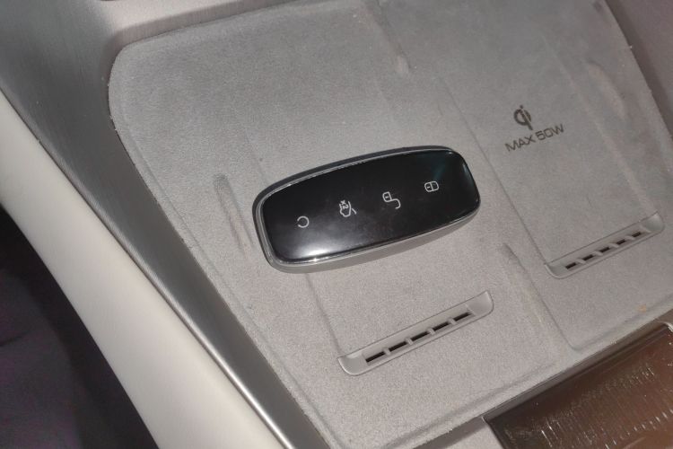 Denza N7 2024 car image #11