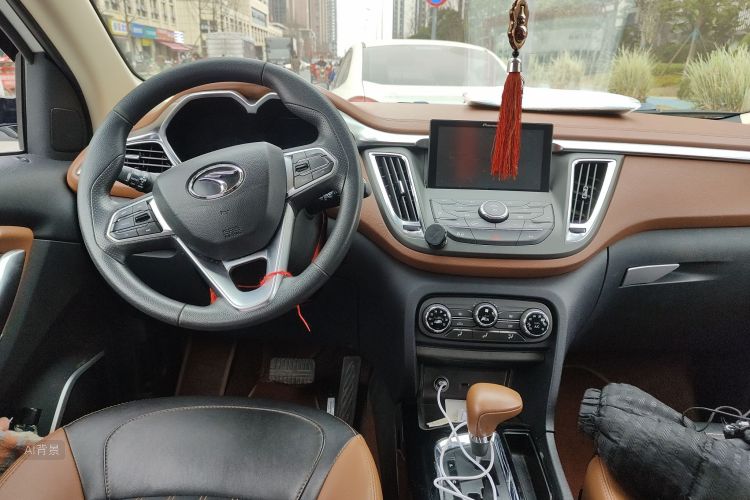 Soueast DX7 2017 #11 Soueast DX7 2017 car image #11