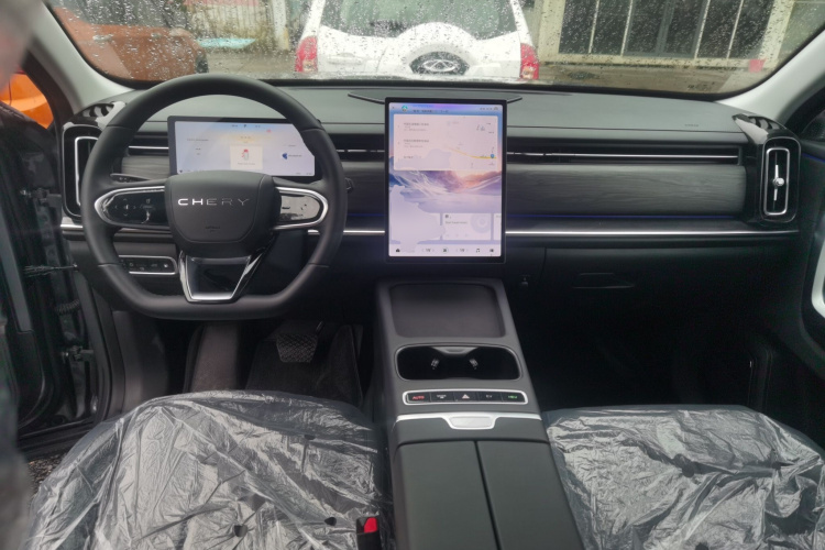 Tiggo7 C-DM 2025 car image #11