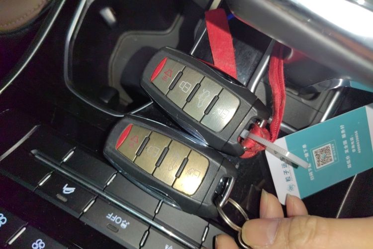 Haval H8 2017 изображение автомобиля #11