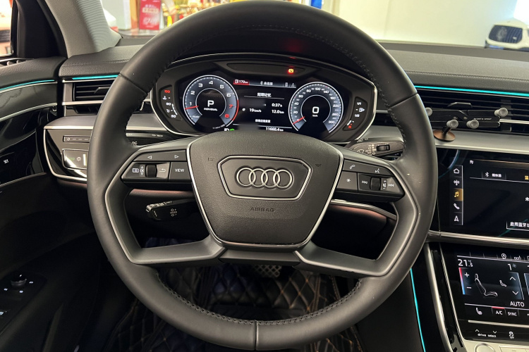 Audi A8 2020 imagem de carro #11