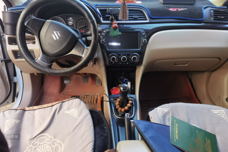 Suzuki Ciaz 2016 car image #11