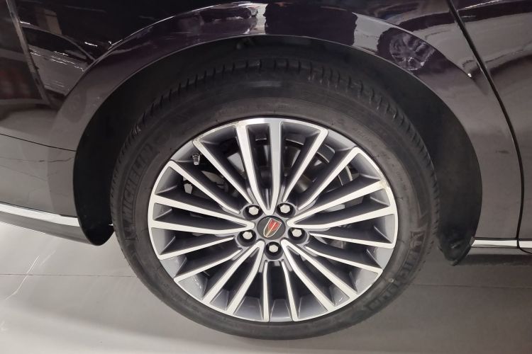 HongQi HQ9 PHEV 2024 #11 HongQi HQ9 PHEV 2024 car image #11