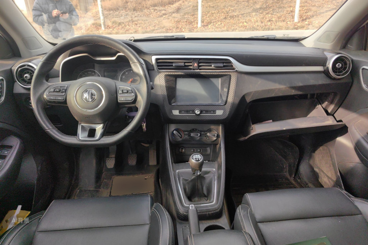 MG ZS 2017 car image #11