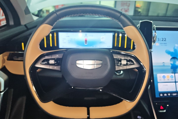 GEELY Boyue L 2022 car image #11