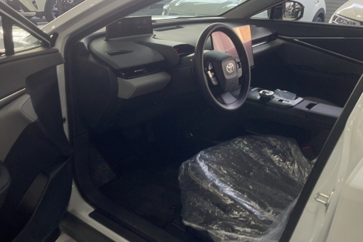 Toyota bZ5 2025 #11 Toyota bZ5 2025 imagem de carro #11