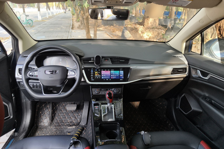 GEELY Emgrand GS 2021 car image #11