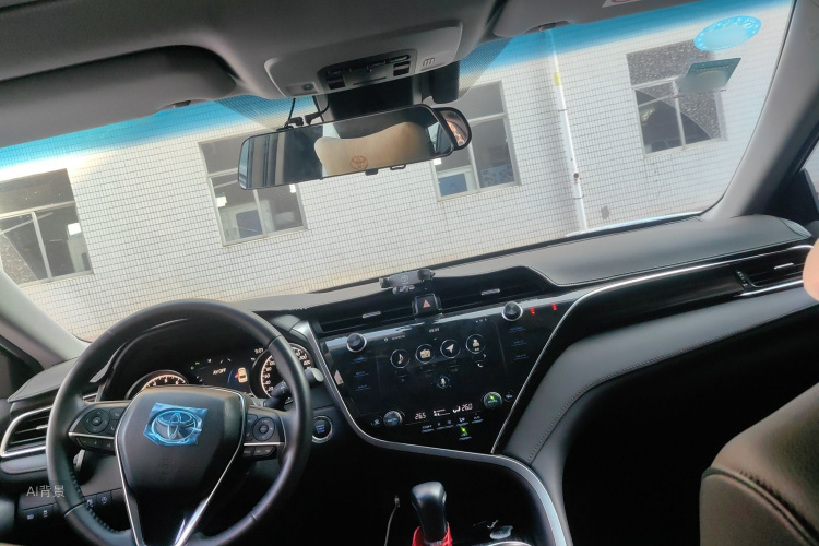 Toyota Camry 2020 immagine di auto #11