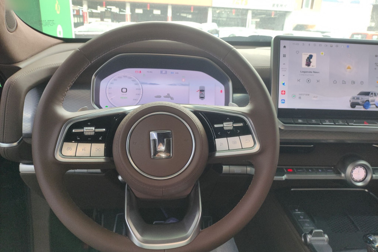 Tank 700 New Energy 2024 immagine di auto #11