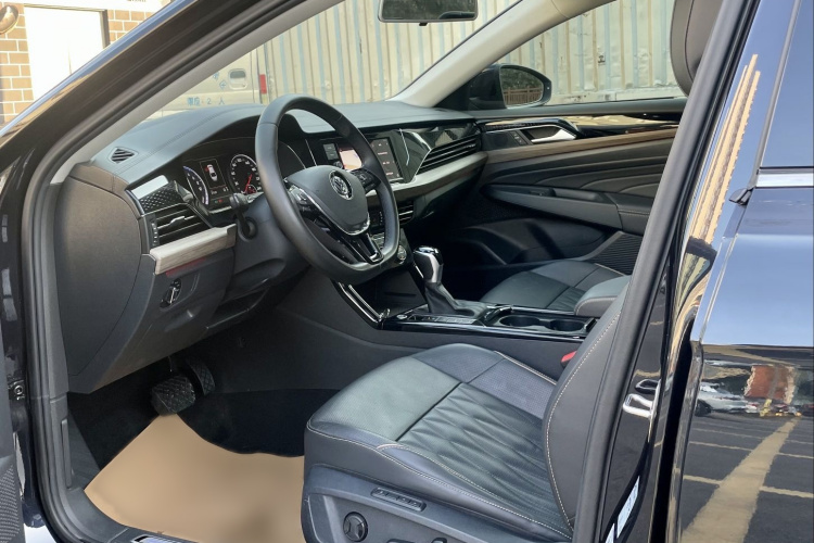 Volkswagen Passat New Energy 2019 #11 Volkswagen Passat New Energy 2019 car image #11