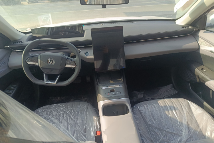 Changan EadoPHEV 2025 imagem de carro #11