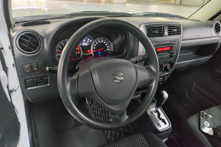 Suzuki Jimny (Imported) 2017 immagine di auto #11