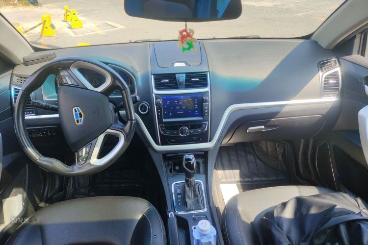 Emgrand 2016 car image #11