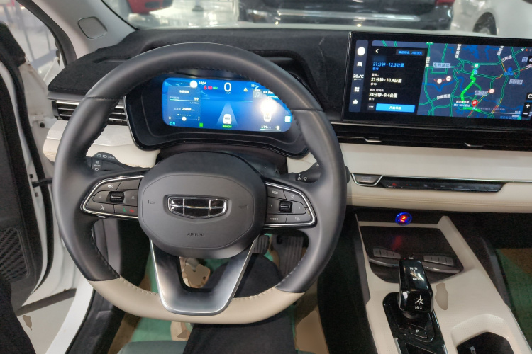 GEELY Emgrand L HiP 2022 car image #11